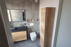 badkamer-zwart-hout-wc